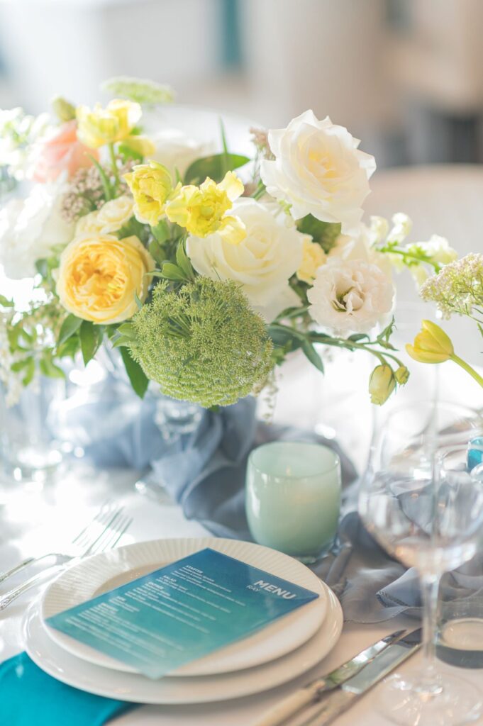 Table setting with florals